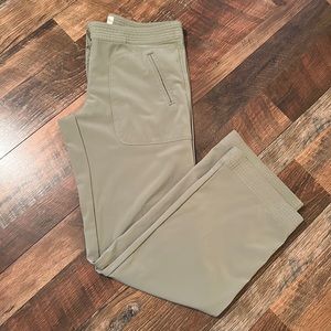 Aventura Women’s Pants
